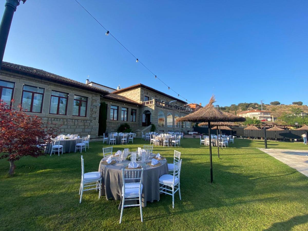 Posada Real Restaurante El Linar Del Zaire Burgohondo Exteriör bild