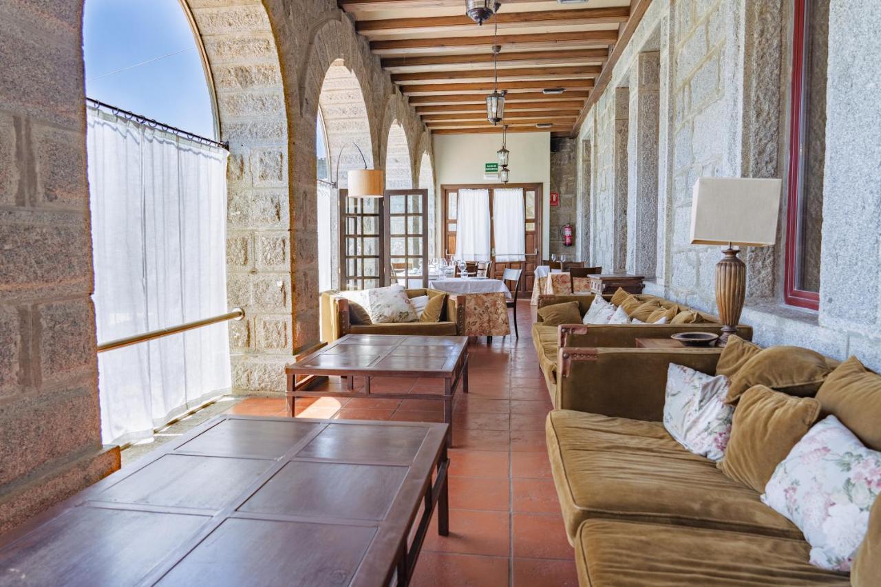 Posada Real Restaurante El Linar Del Zaire Burgohondo Exteriör bild